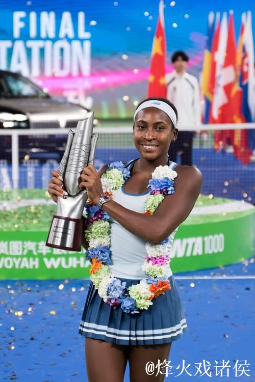 武汉网球公开赛收获竞燃之夜“年度瞩目赛事”奖