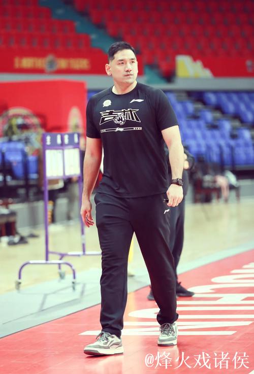 钟诚出任吉林队主教练 曾帮助辽宁夺队史首冠 钟诚出任吉林队主教练 曾帮助辽宁夺队史首冠