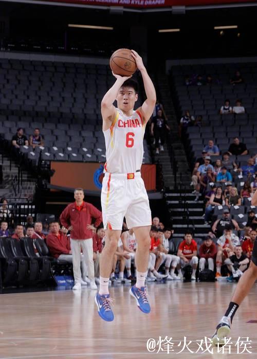 中国男篮结束NBA夏联征程 三场比赛输了104分 中国男篮结束NBA夏联征程 三场比赛输了104分